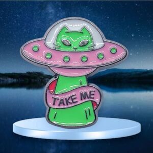 Alien Cat UFO Novelty Enamel Lapel Lanyard Pin Funny Backpack Collar Hat Jewelry